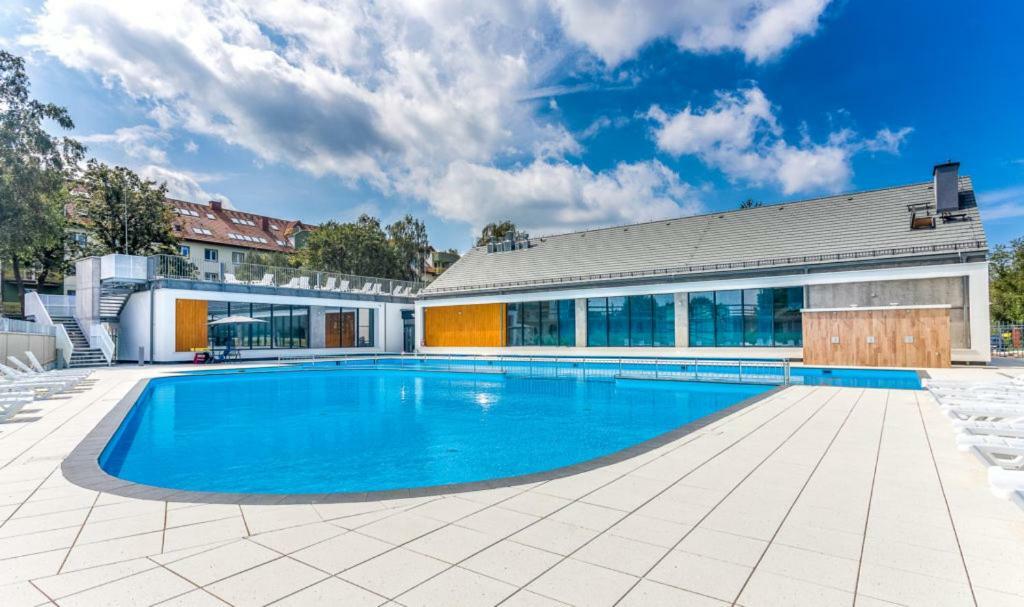 Apartamenty Familijne- Os Feniks コウォブジェク エクステリア 写真